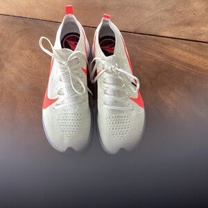 NIKE size 7 1/2 sneakers